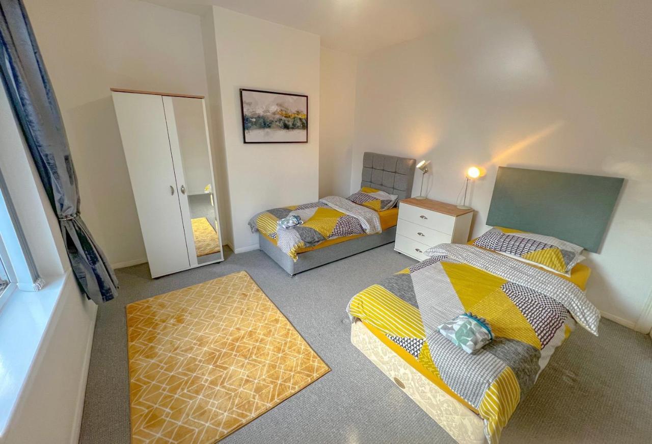 Long Term Offers Message For Prices Sleeps 6 Adults, Contractors, Relocators, Travellers Halifax Exterior foto