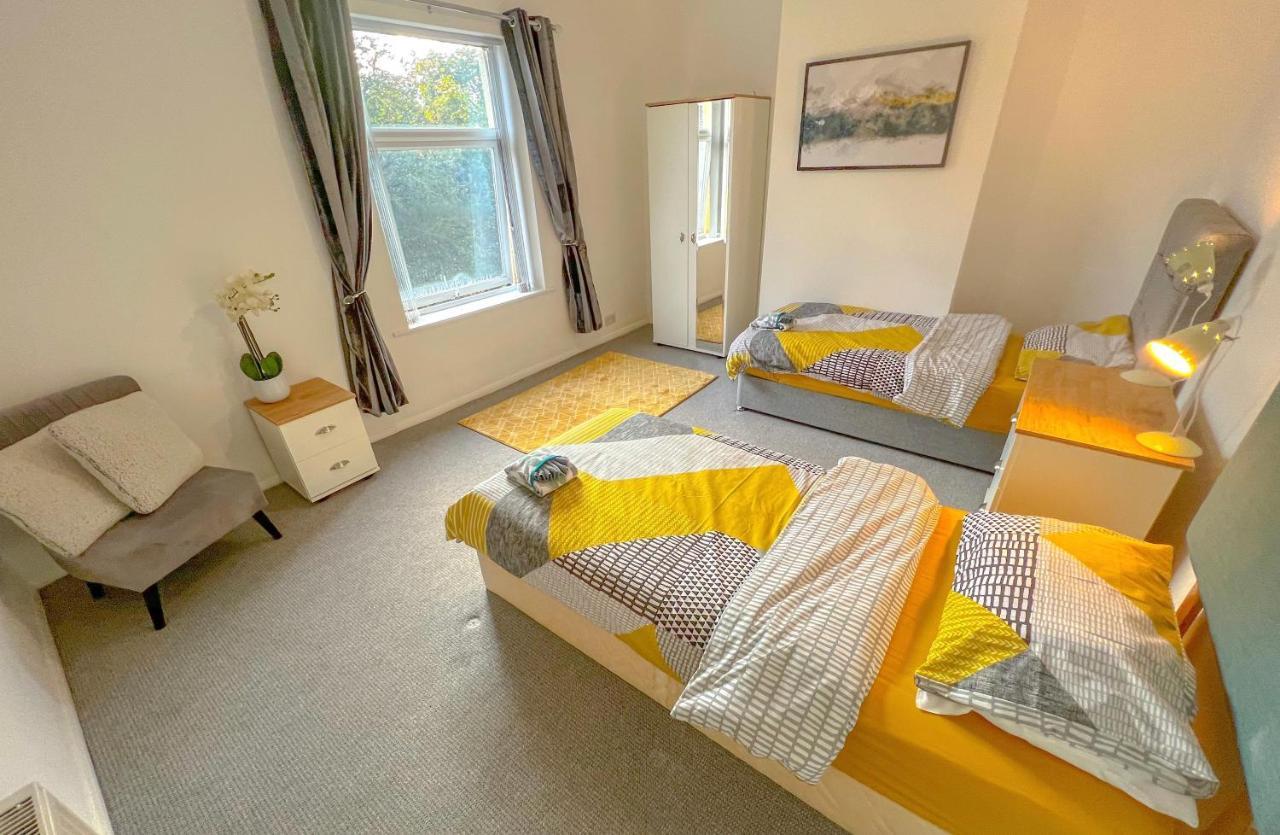 Long Term Offers Message For Prices Sleeps 6 Adults, Contractors, Relocators, Travellers Halifax Exterior foto